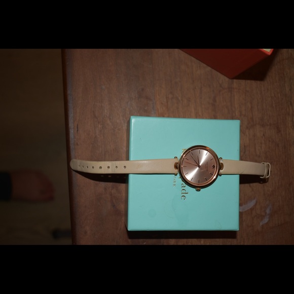 Kate Spade Watch - Picture 4 of 6